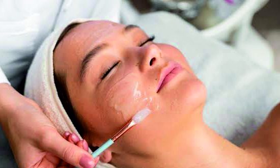 9-Korean Glass Glow Facial